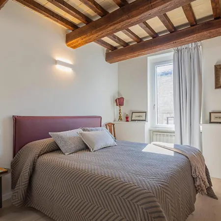 아파트 Dimora Fontebella